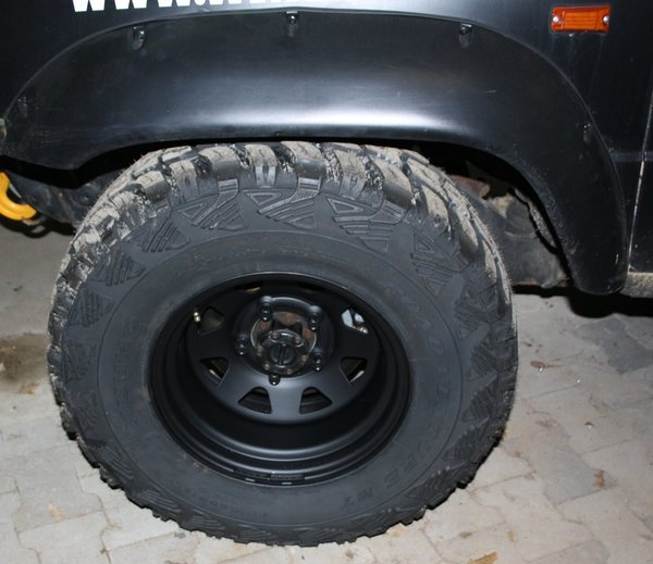 Dotz Dakar 7x15 Stahlfelge ET-12 LK 5x139,7