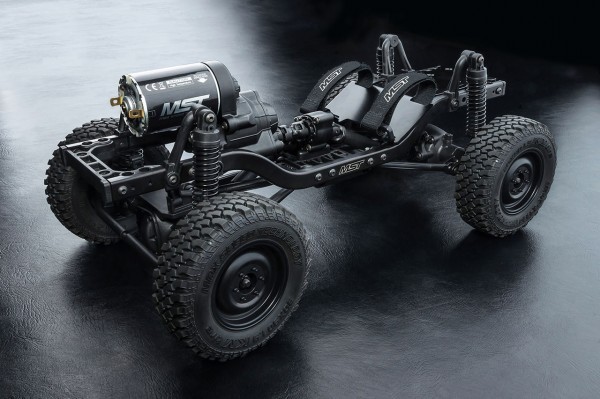 RC- MST CFX 4WD Crawler mit J4 Karosserie Radstand 242mm